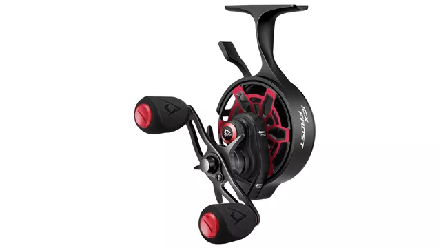 Moderni inline-pilkkikela pehmeällä jarrusysteemillä