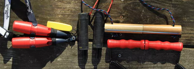 Jääturvallisuusvälineet mukaan lukien piikit ja köysi